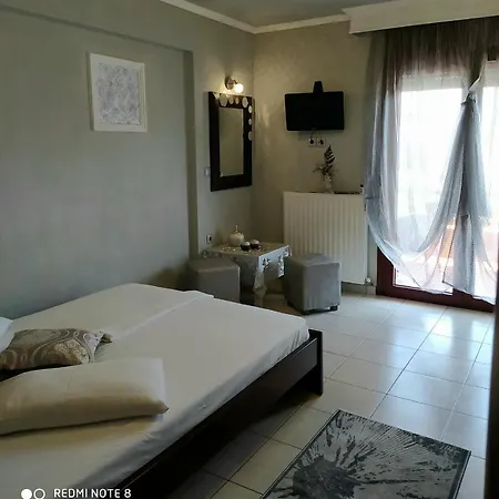 Paris House Apartmán Sarti